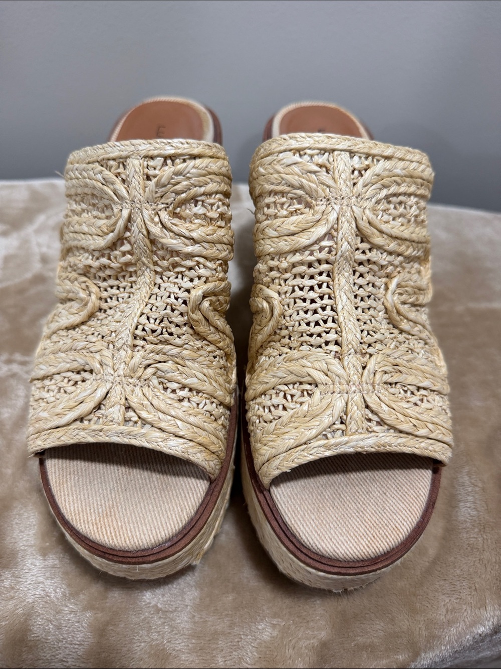 Women Lucky Brand Woven Raffia Slide Mules in Natural